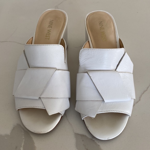 🌟Host Pick🌟Nine West Open Toe, Slide Sandal - Picture 2 of 11